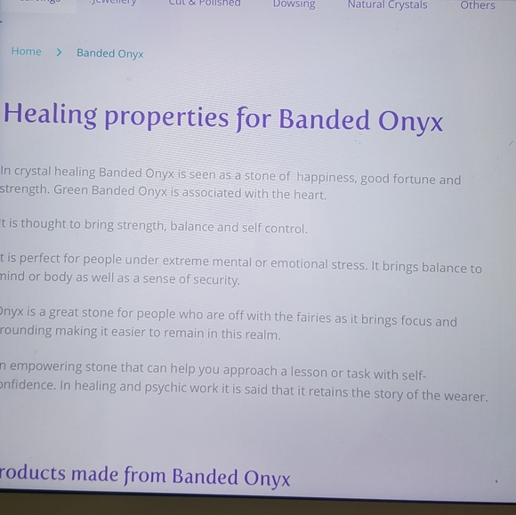 SALE Lovely Banded Onyx Heart Crystal Carving - Picture 4 of 4